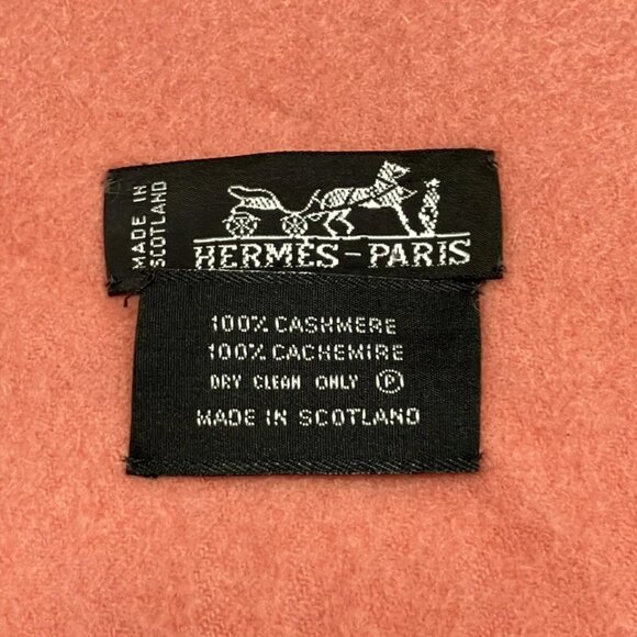 HERMES - Light Pink Cashmere Scarf 449-073025 - Picture 6 of 6